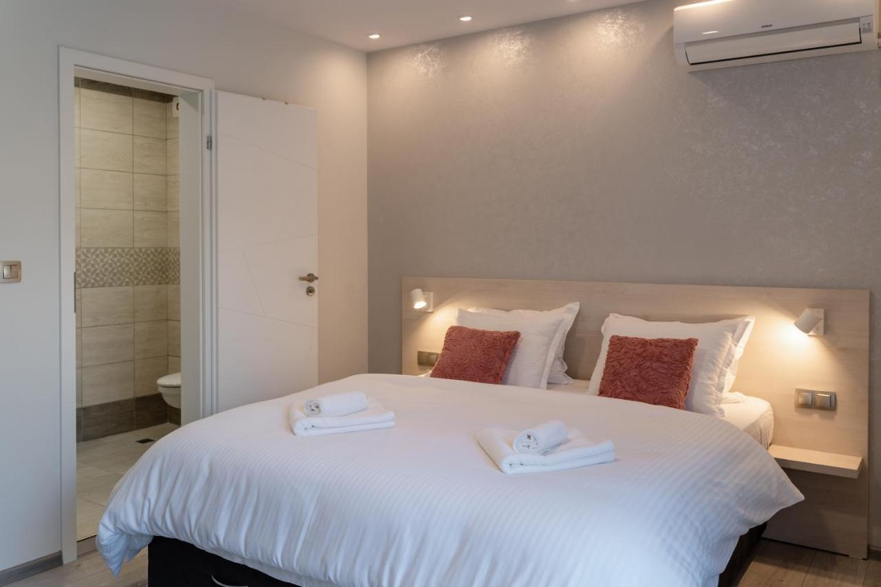 Guest Asenevtsi Center *